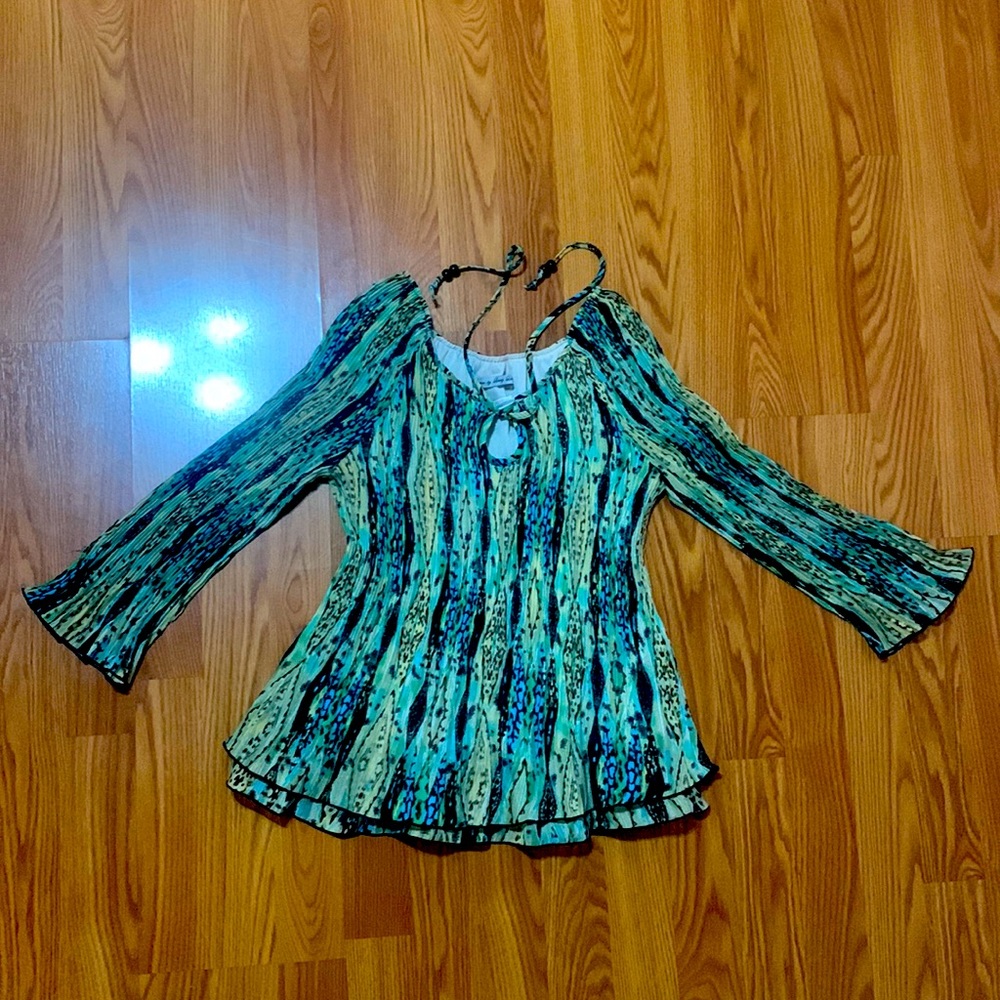 Size M blouse
